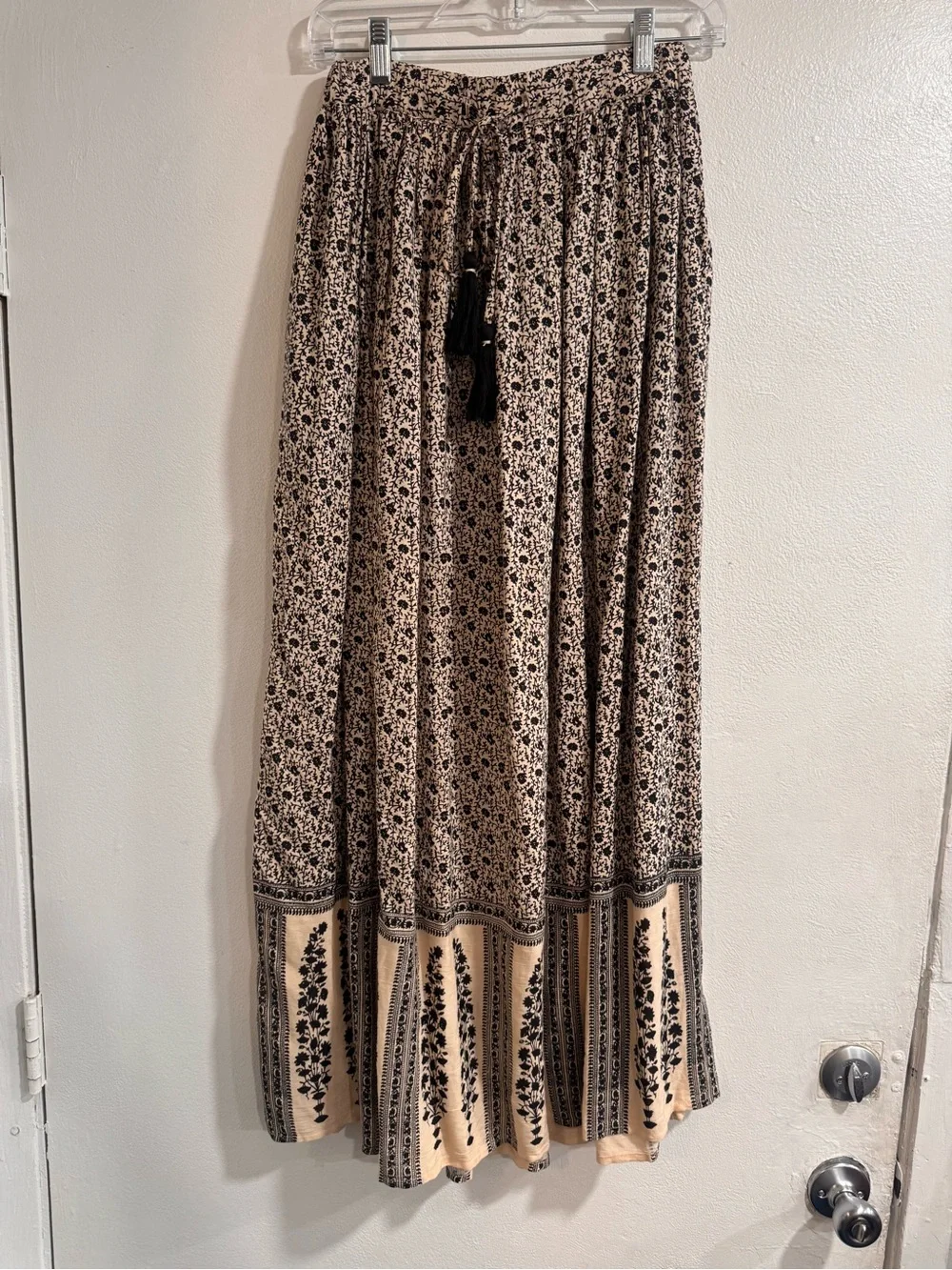 GOA Collection Bohemian Floral Maxi Skirt NWOT Size Small/ Medium